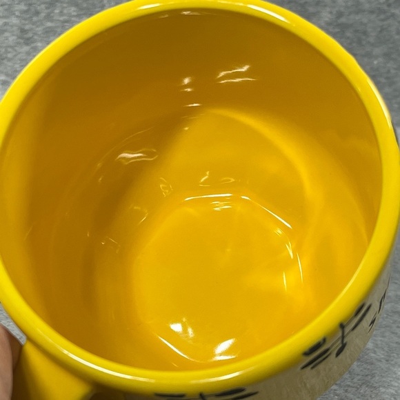 FLOOR 9 Ceramic Mug Yellow Rise ShineTextured Finish with Black Flower Accents - Picture 4 of 6